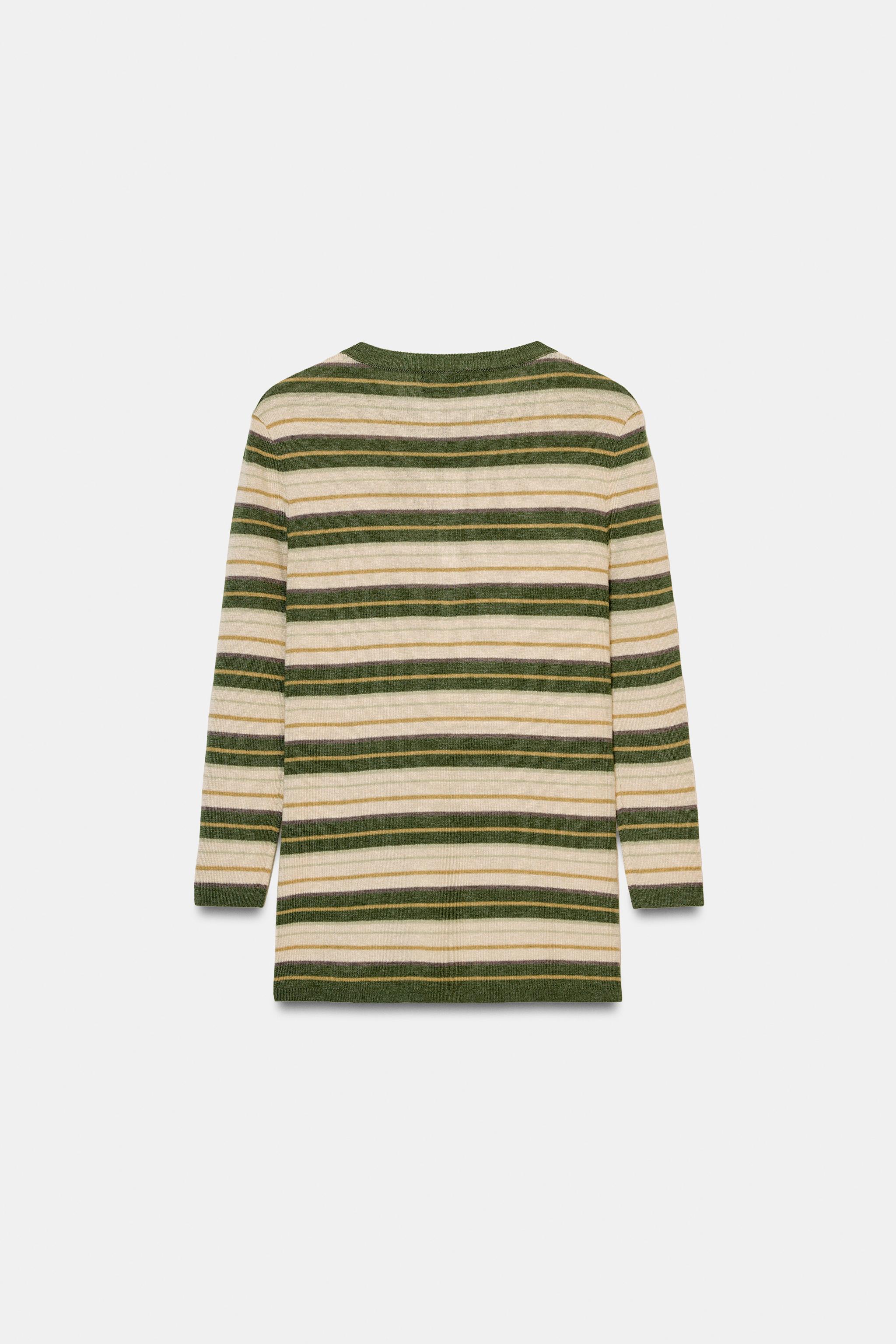 BUTTON KNIT SWEATER